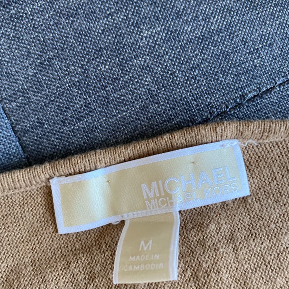 Michael Kors lightweight sweater top - Picture 2 of 5